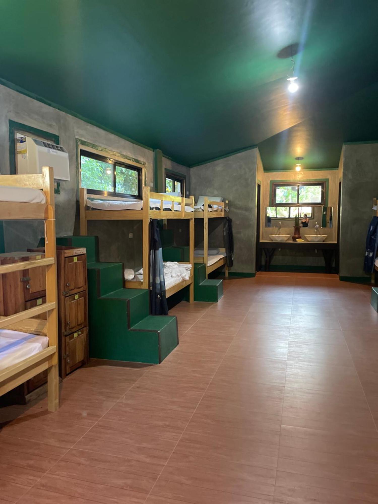 Chelle'S Guesthouse And Backpackers سيكويجور المظهر الخارجي الصورة