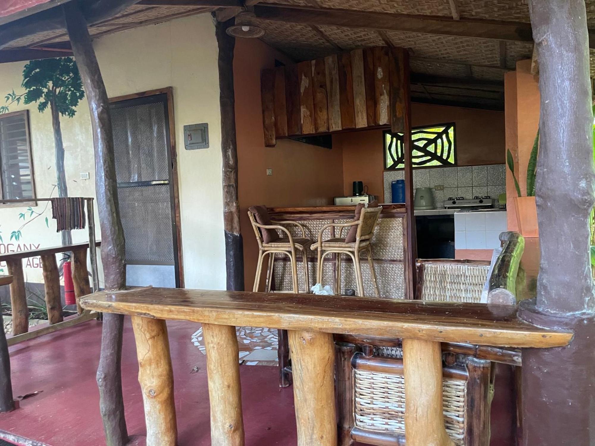 Chelle'S Guesthouse And Backpackers سيكويجور المظهر الخارجي الصورة