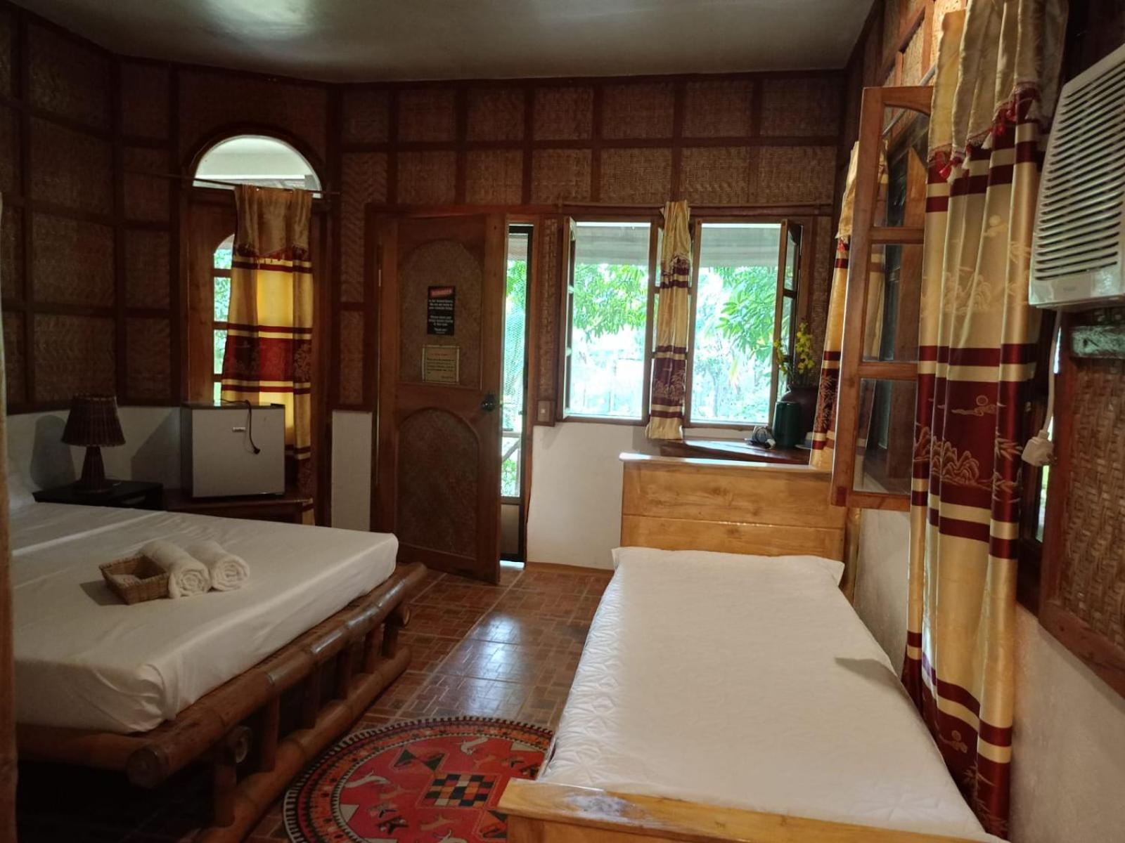Chelle'S Guesthouse And Backpackers سيكويجور المظهر الخارجي الصورة